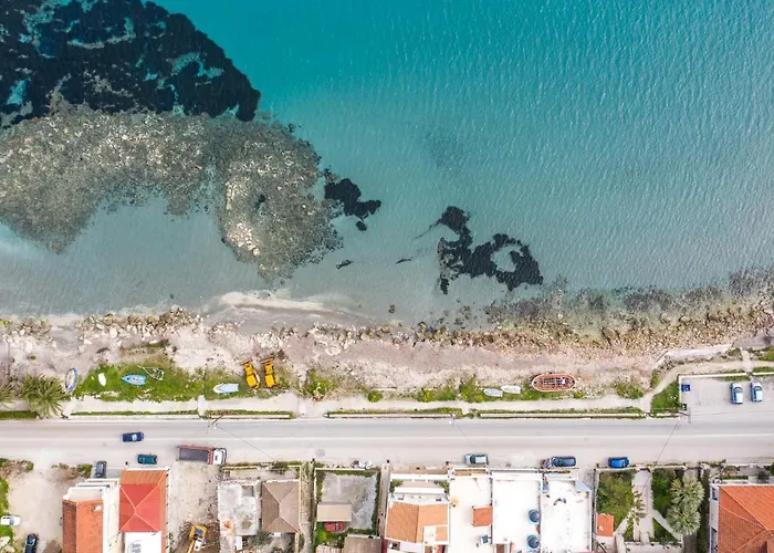 Mare Nostrum Seafront Apartment, By Zantewize Zakynthos stad