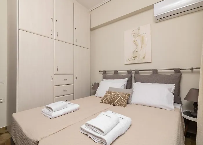 Mare Nostrum Seafront Apartment, By Zantewize Apartamento *