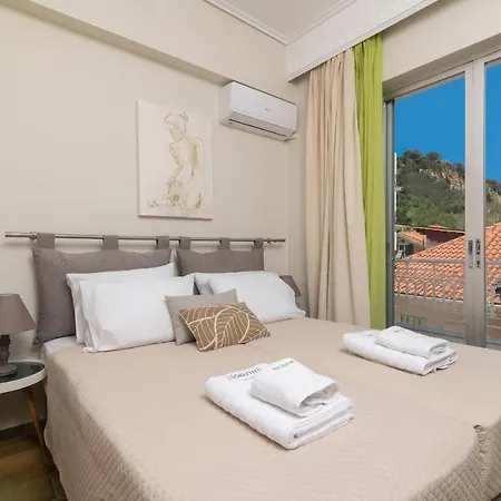 Apartman Mare Nostrum Seafront Apartment, By Zantewize *