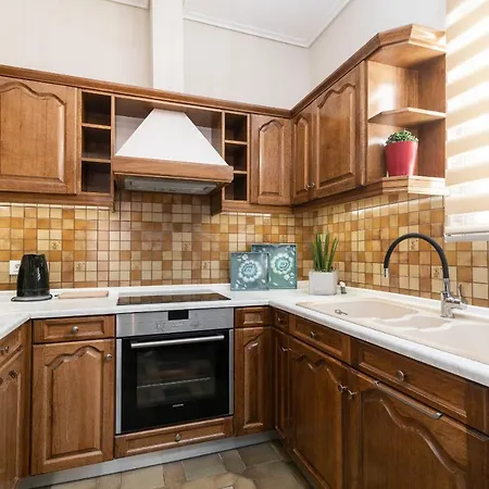 Apartman Mare Nostrum Seafront Apartment, By Zantewize