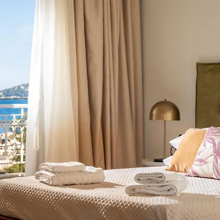 Διαμέρισμα Mare Nostrum Seafront Apartment, By Zantewize *